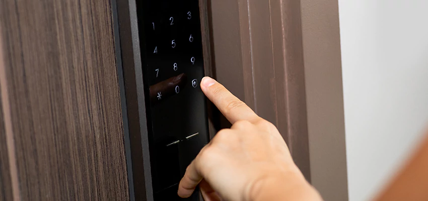 Smart Electric Locks Replacement Services in Kankakee